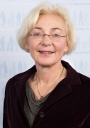 Prof. Dipl.-Ing. Elke Pahl-Weber Prof. Dipl.-Ing. Elke Pahl-Weber